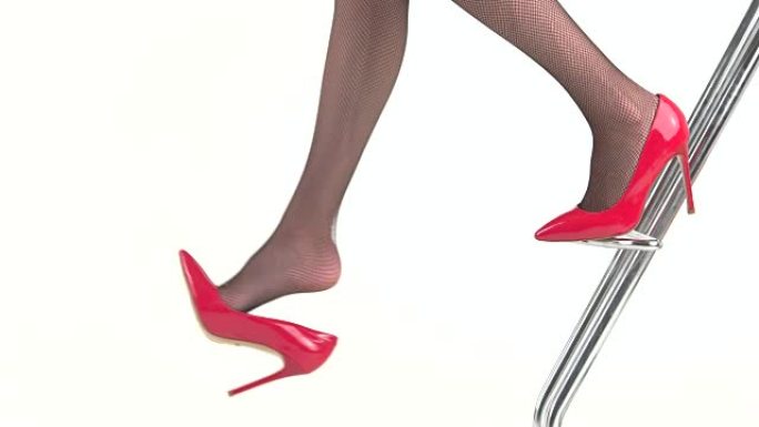 穿高跟鞋的女人的腿。