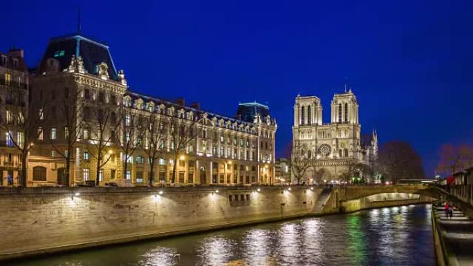 法国巴黎圣母院大教堂之夜塞纳河城市岛全景4k时间流逝