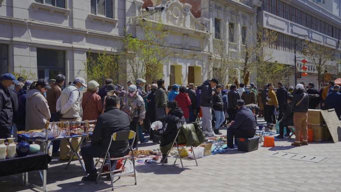 旧货市场老城区古玩市场老道外古玩地摊