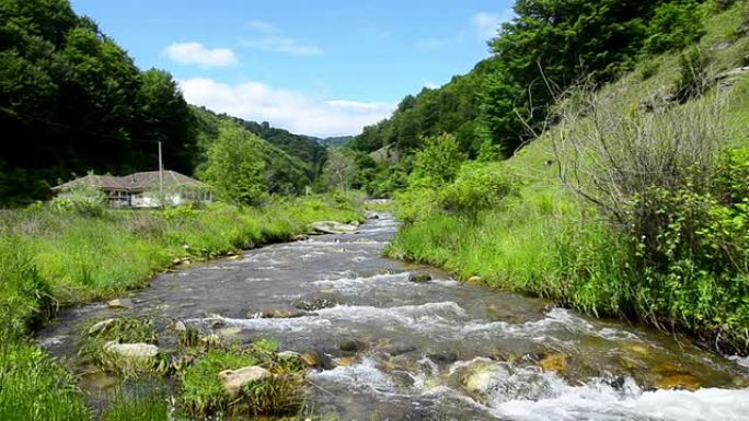 山涧与旧木桥淘拍