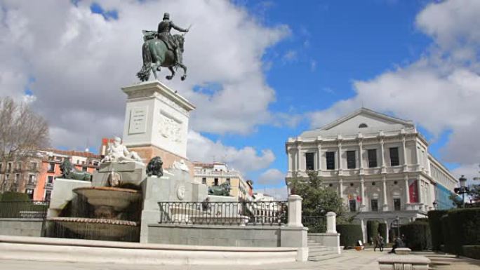 马德里东方广场，纪念碑和皇家剧院