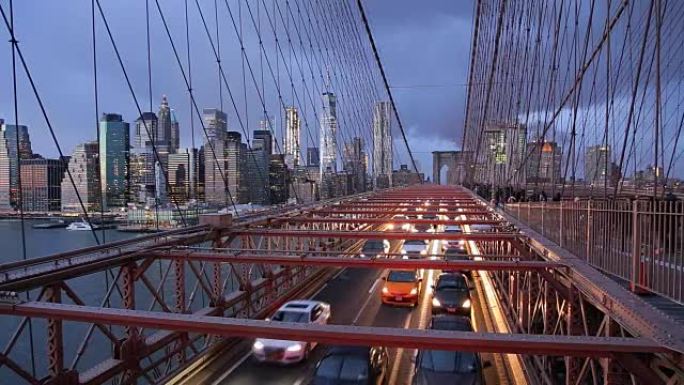 黄昏时从布鲁克林大桥2016年12月30日美国纽约曼哈顿天际线