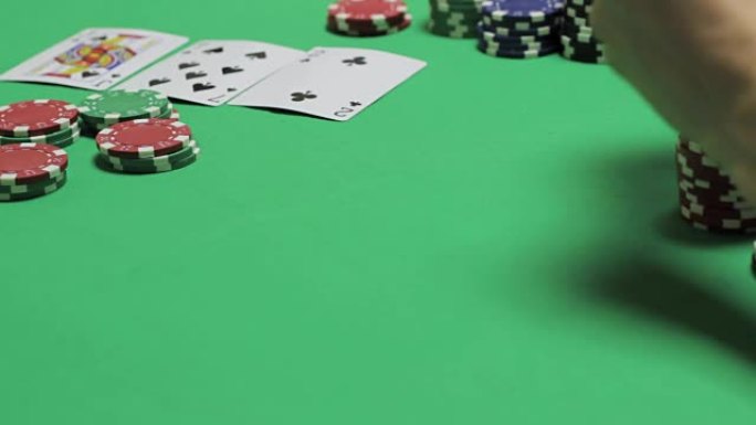 地下赌场、扑克游戏中扑克牌的分布