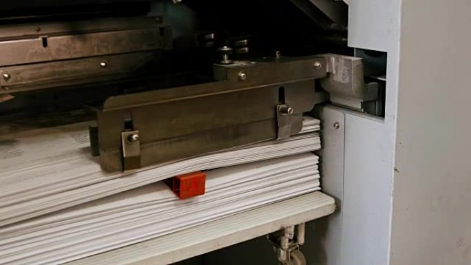 印刷测谎仪行业折叠机-管理面板和输送机