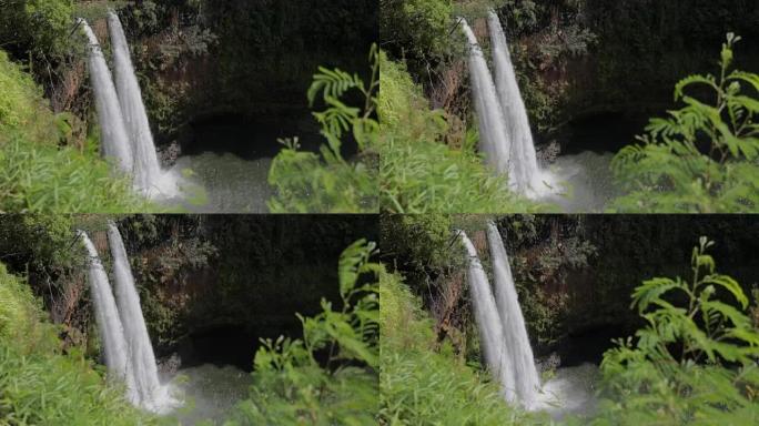 夏威夷瓦卢阿河州立公园的考艾岛瓦卢阿瀑布