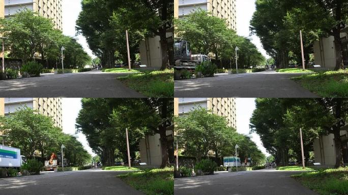 前往东京大学的一家医院的街道