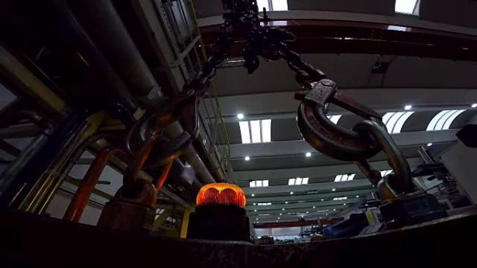工厂桥式起重机起重载荷-动作镜头