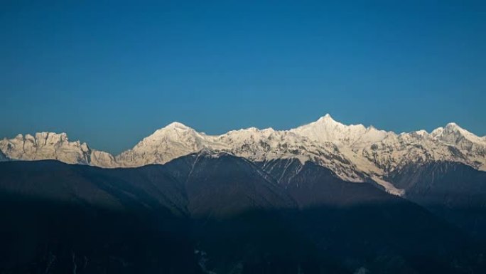 中国云南的梅里雪山