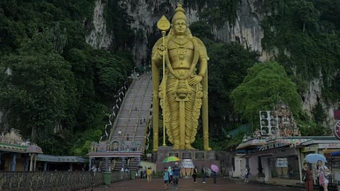 马来西亚的黑风洞和Murugan雕像