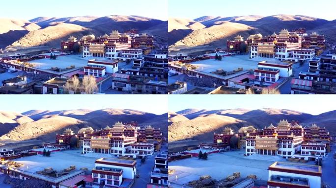 早晨西藏理塘寺的鸟瞰图