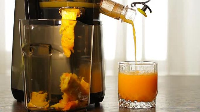 新鲜柑橘汁。
