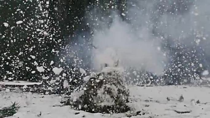 雪人，鞭炮在慢动作1000 fps中爆炸