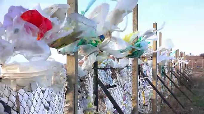 垃圾填埋场堆放生活塑料袋垃圾