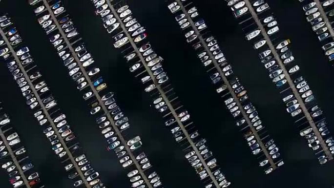 空中: 挪威斯塔万格有船只的海湾