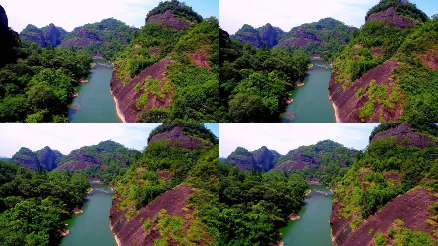 航拍武夷山绿水青山中的九曲溪竹筏漂流