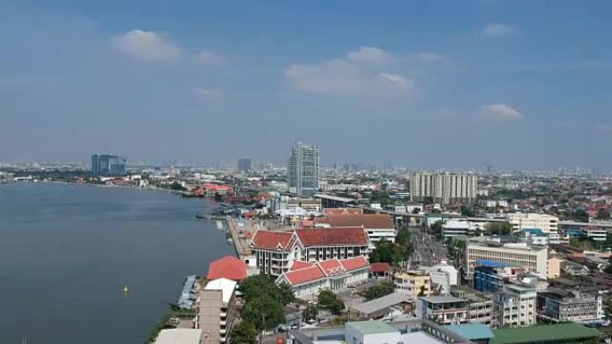 泰国-2017年12月: 空中拍摄平移了泰国湾知识博物馆和萨穆特·普拉卡恩公园塔的全景。