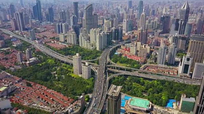 中国上海晴天城市景观著名交通路口空中全景4k