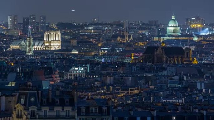 从蒙马特看到美丽的巴黎夜景。法国巴黎