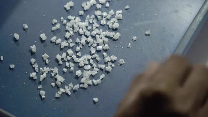生产结晶海盐