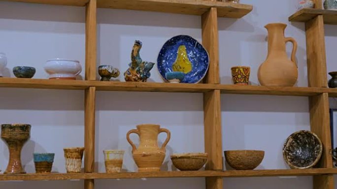 传统陶瓷陶器商店