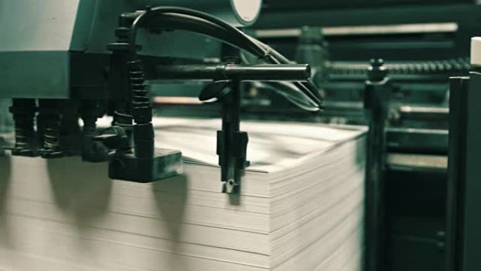 印刷厂、测谎仪行业的机器工作
