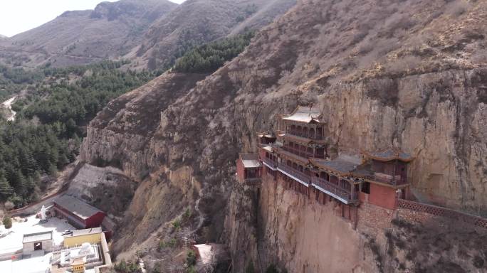 广灵圣泉寺小悬空寺航拍