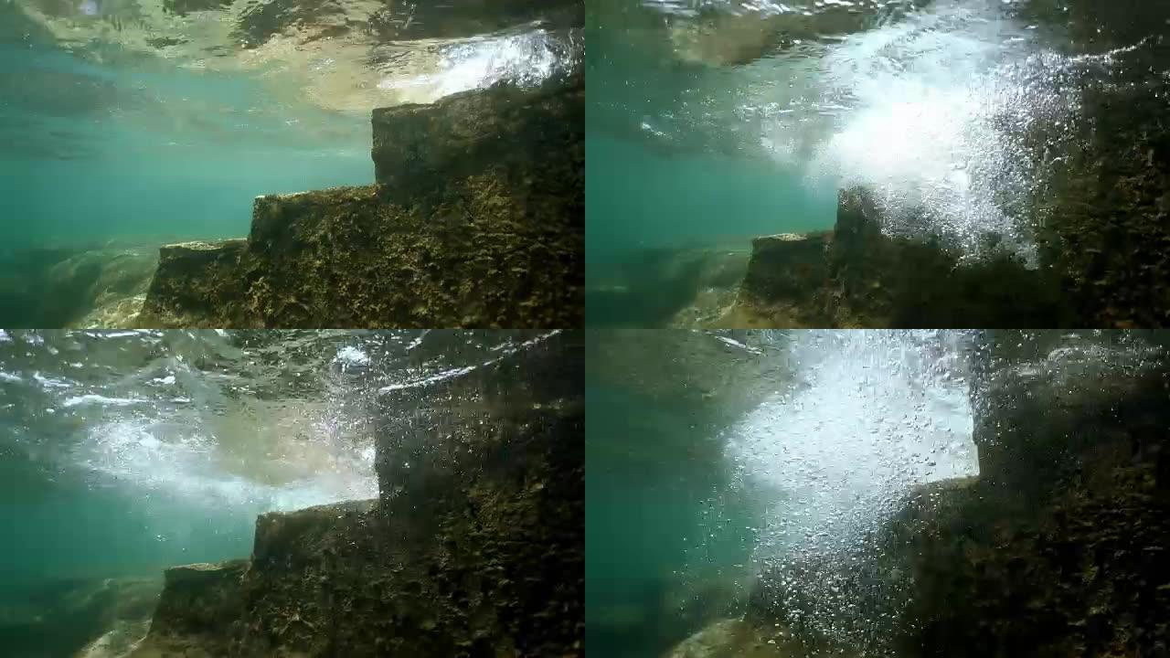 水下的旧石阶。