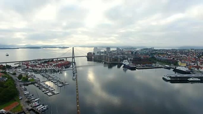 空中: 挪威斯塔万格港