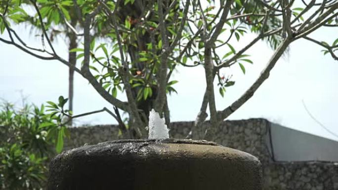 巴厘岛酒店的装饰石材喷泉
