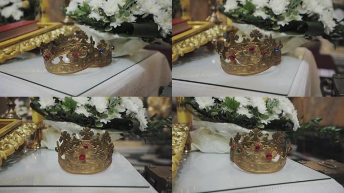 教堂举行婚礼的两顶皇冠