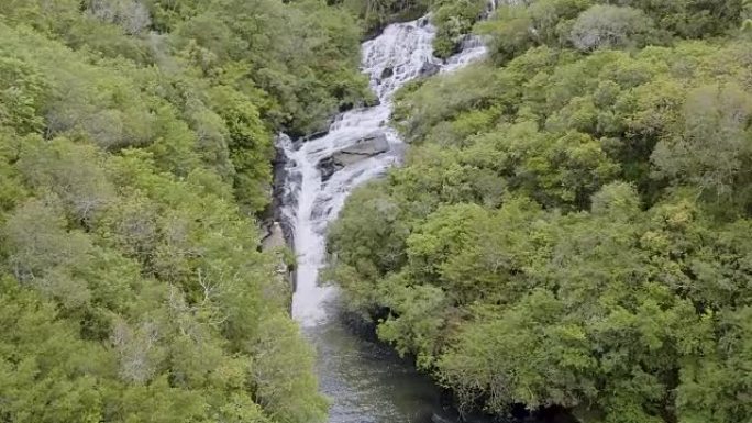 Caracol Falls in Canela，RS，巴西