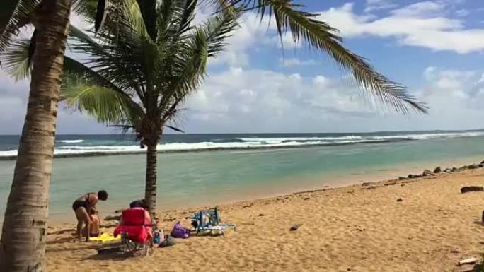 波多黎各的多风海滩日