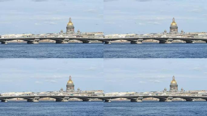 布拉戈维申斯基桥，艾萨克大教堂和夏天的涅瓦河-俄罗斯圣彼得堡