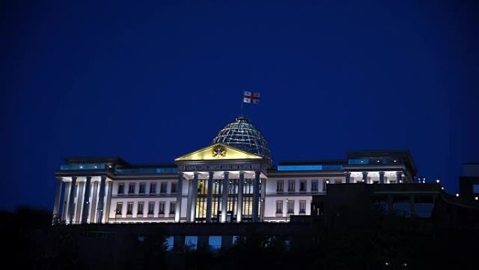 晚上在第比利斯的格鲁吉亚总统府