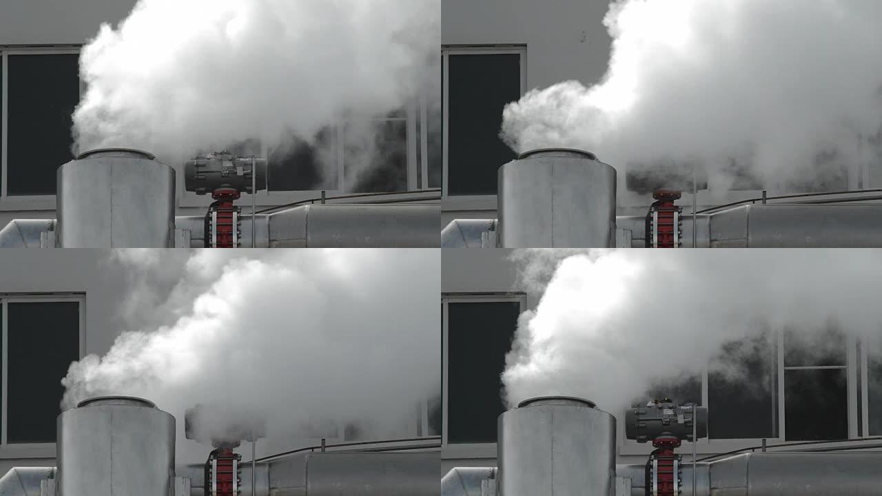 烟囱工业或烟囱在工业厂房中呼出污染烟雾