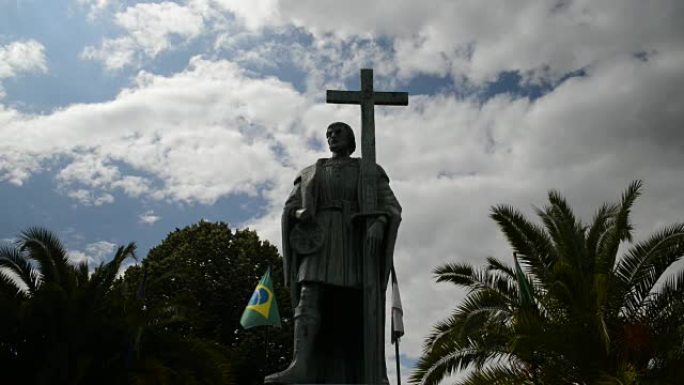 佩德罗·阿尔瓦雷斯·卡布拉尔雕像的真实时间，1500年，航海家在他的家乡贝尔蒙特发现了巴西的土地