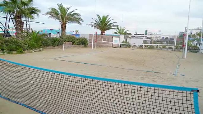 度假村的沙滩排球场