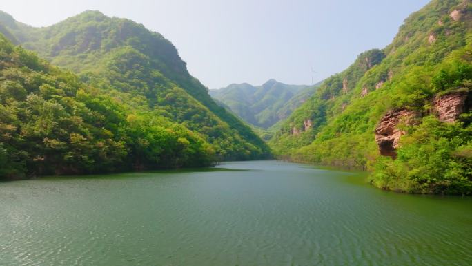 航拍洛阳新安县青要山风光