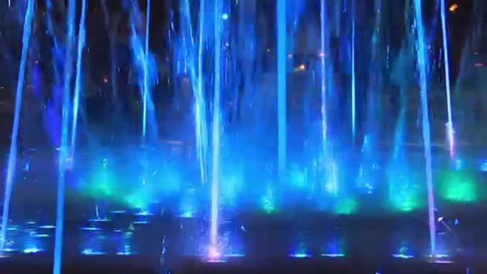 夜间喷泉