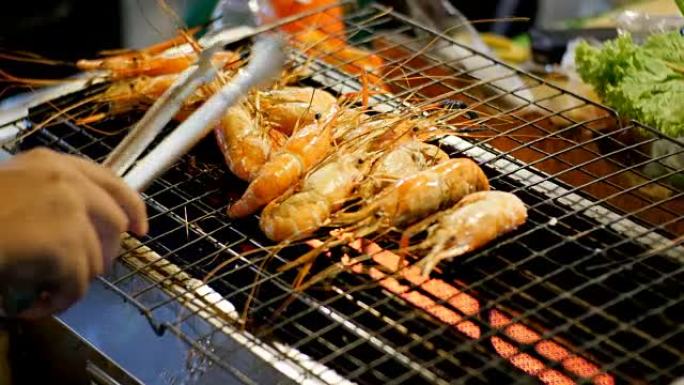 泰国街头小吃夜市虾烧烤
