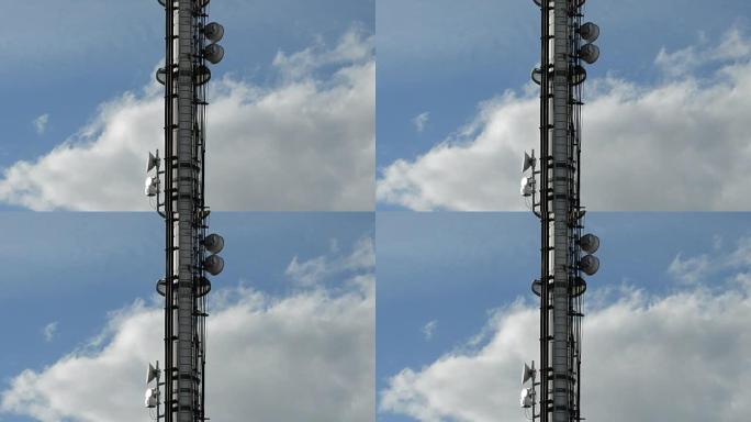 天带云的电信天线塔