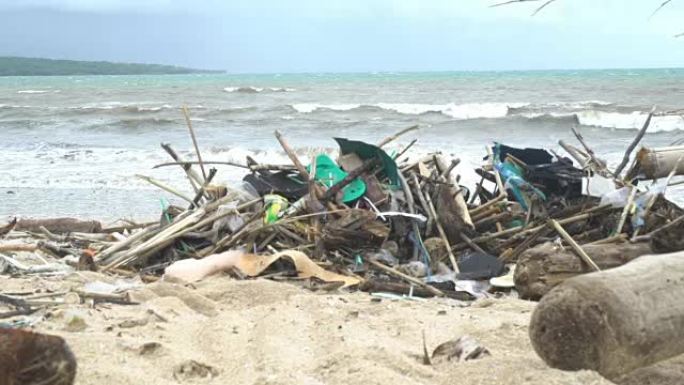 热带海域海滩污染满地垃圾生态灾难印尼大灾难