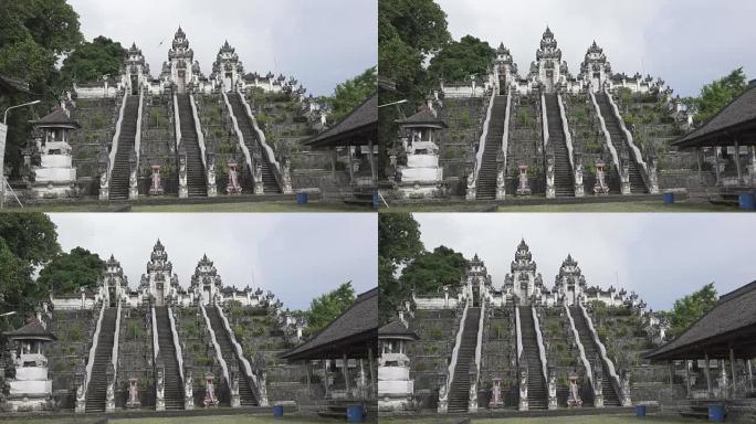 印度尼西亚巴厘岛夏季晴天，莱姆普扬寺美丽的台阶
