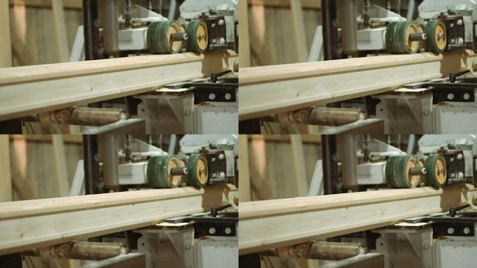 木工生产中棒材精炼机的滚轮