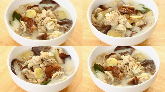鸡肉椰子汤或Tom kha gai，泰国名菜