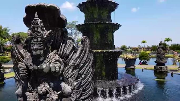 Tirta Gangga-巴厘岛的水上宫殿。