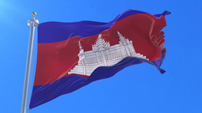 柬埔寨国旗在蓝天下缓慢飘扬，循环