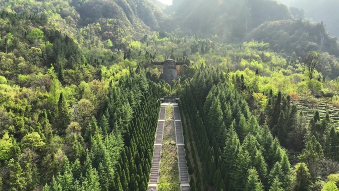 航拍湖北旅游神农架地标神农祭坛