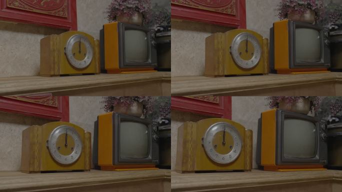 老物件 老时钟 老电视 老房子 旧时代