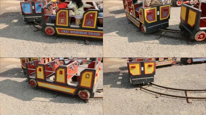 游乐园的玩具火车